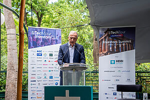 TTInvestorsSummit2026-375